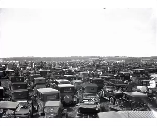 undreds of cars and crowd at an airshow, 1926