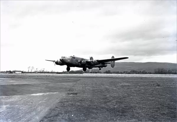 hakleton 2 RAF taking off, 1958