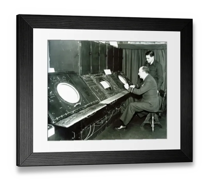 : Radar screens monitored at an Air Force training facility : Radar screens monitored at an Air Force training facility