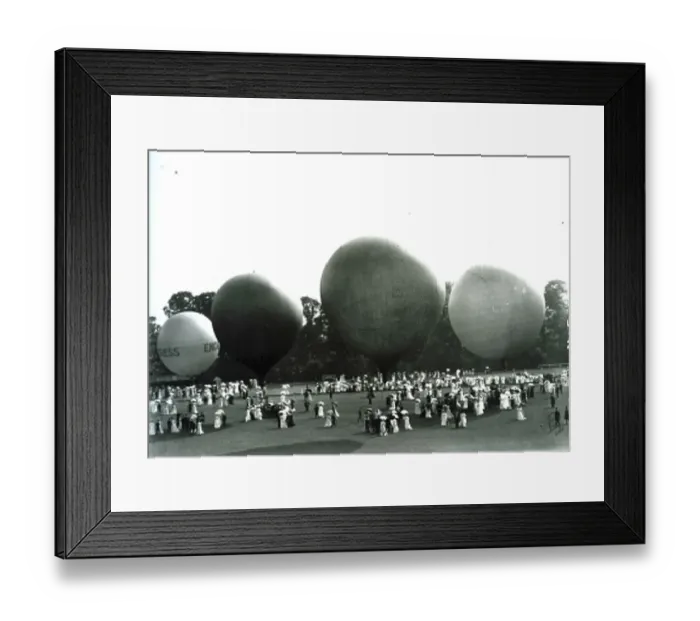 : balloons at international air race HurlinghamJuly 1906 : balloons at international air race HurlinghamJuly 1906