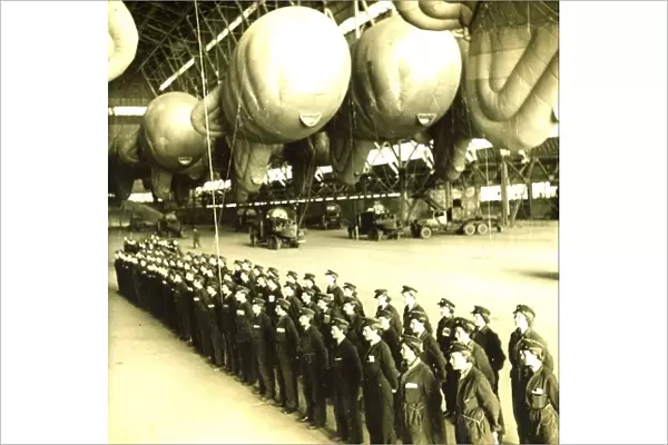 RAF women members of the Balloon Unit