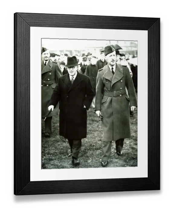 : Air Minister Sir Kingsley Wood with Air Cief Marshall Sir Cyril Newall Chief of the Air Staff (1937-40) at Hendon RAF May 1938 : Air Minister Sir Kingsley Wood with Air Cief Marshall Sir Cyril Newall Chief of the Air Staff (1937-40) at Hendon RAF May 1938