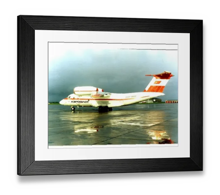 : Soviet Antonov An-74 aircraft in flight : Soviet Antonov An-74 aircraft in flight
