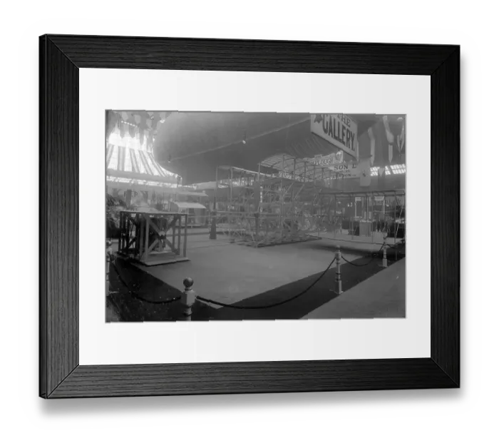 Framed Print : The Lamplough Orthopter, designed to operate on the principles of a birds flight Framed Print : The Lamplough Orthopter, designed to operate on the principles of a birds flight
