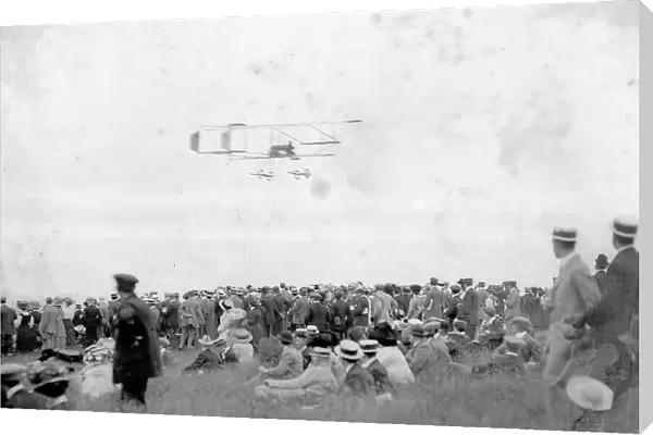 A ghostly image of the Henry Farman flown by Joseph Christiaens
