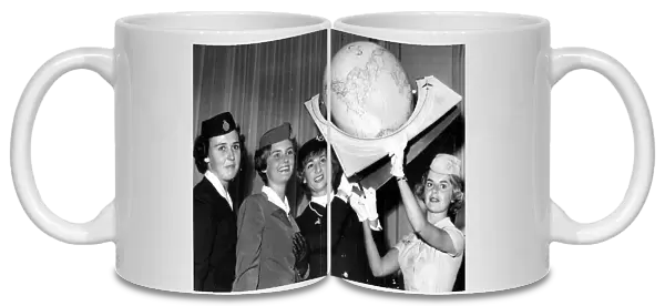 Air France Hostess gets Miss Kilomtre 1960