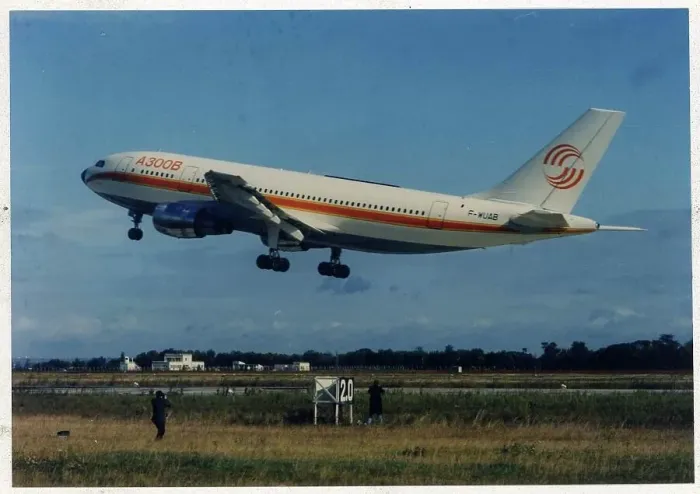 Framed Print : Airbus A300, 00000123 Framed Print : Airbus A300, 00000123