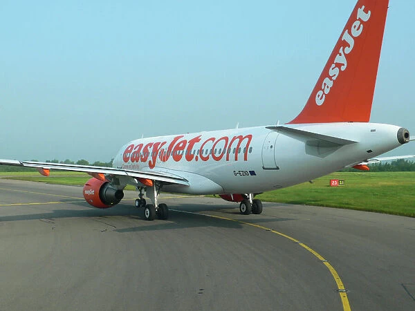 Airbus A319 Easyjet at Stansted