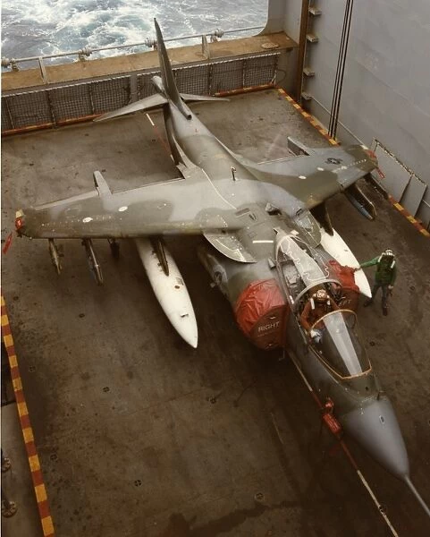BAE Sea Harrier, 0001