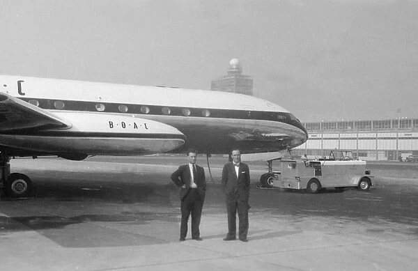 DH Comet 4. BOAC at Idlewide 1958 1st flight in Flt