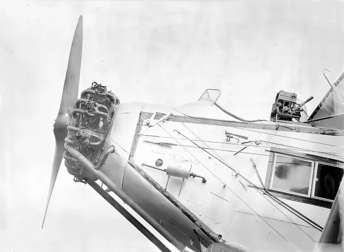 Framed Print : DH66 Hercules G-EBMZ Imperial Airways 1924 (c) flight Framed Print : DH66 Hercules G-EBMZ Imperial Airways 1924 (c) flight
