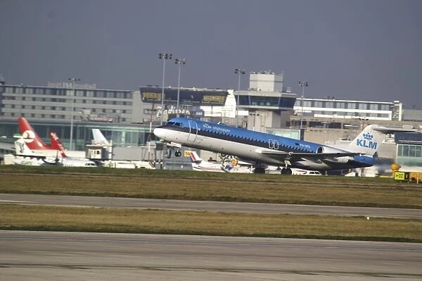 Fokker 100. KLM F100 PH-OFD