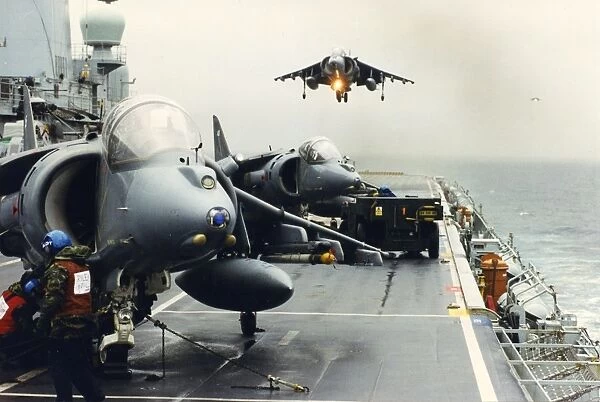 Harrier GR7's. Harrier GR7's