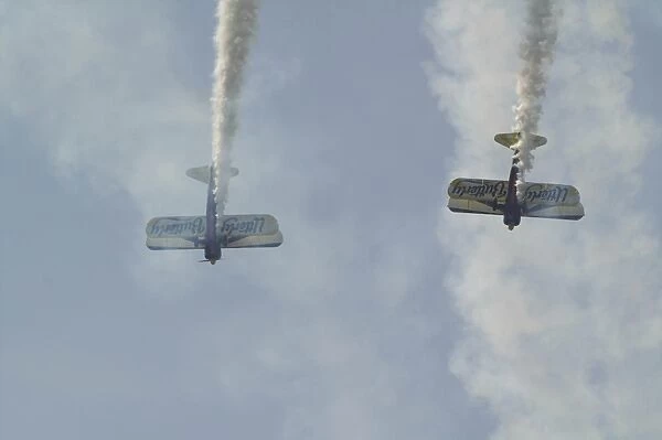 iml-568. Over the top with the Uterley butterly Stearmans