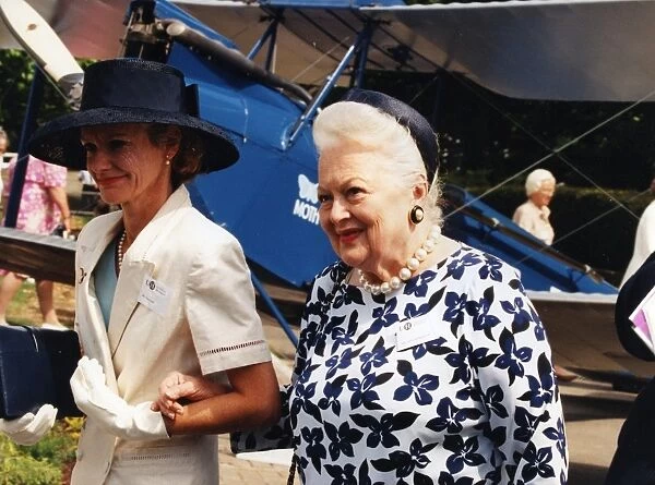 Olivia De Havilland, cousin of Sir Geoffrey, and Anne de Havilland Essex