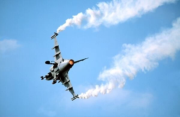 Saab JAS39 Gripen. napper saabe jas 39 gripen afterburner smoke trail