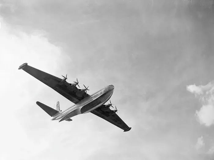 Framed Print : Saro Princess G-ALUN SBAC Farnborough 01 / 09 / 52 (c) Flight Framed Print : Saro Princess G-ALUN SBAC Farnborough 01 / 09 / 52 (c) Flight