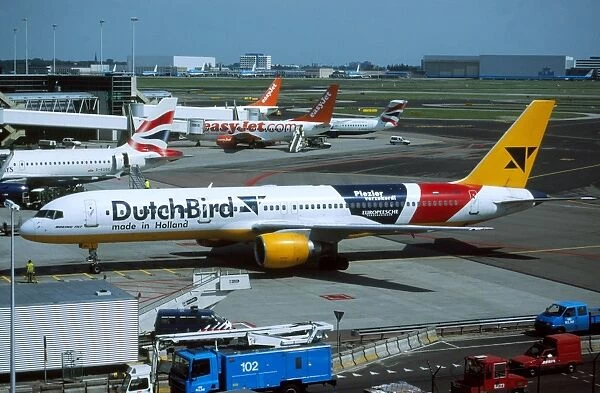 Schiphol Airport. Boeing 757-200 dutch bird schiphol holland press