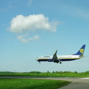 Boeing 737-800 Ryanair landing at Stansted Airport