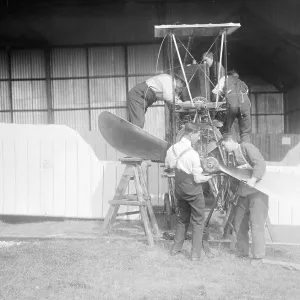 Cody Biplane Cody Assisting In Assembly Military Trials