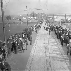 Crowds gather at the venue for the Flying Meeting