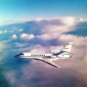 Dassault Falcon 50