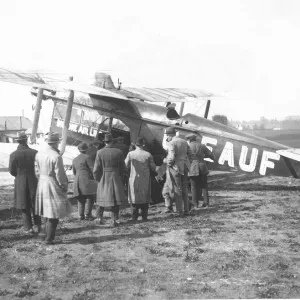 DH18 Instone Airways on Hounslow to Paris route