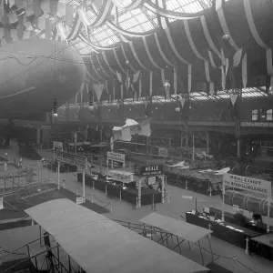 General view of the 1909 Olympia Aero Show