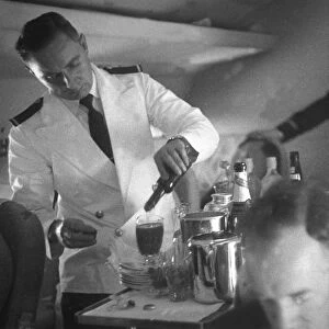 Interior: crew serving on DH Comet