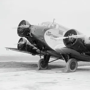 Junkers JU-52 Lufthansa at Croydon Airport 1934