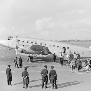 Savoia-Marchetti Alitalia 1948 first Rome to London Service (c) Flight The Flight Collection 020 8652 8888 not to be reproduced without permission or payment