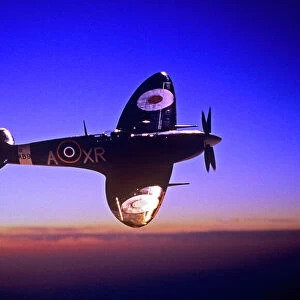 Supermarine Spitfire sunset