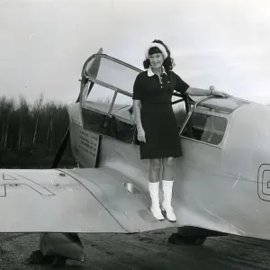 Women in Aviation, 0211