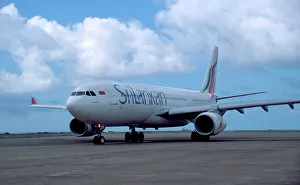 A330 Sri Lankan at male slickshoots