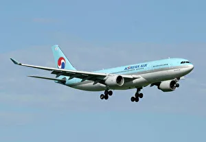 Airbus A330-200 Korean Air landing into Nadi Airport, Fiji