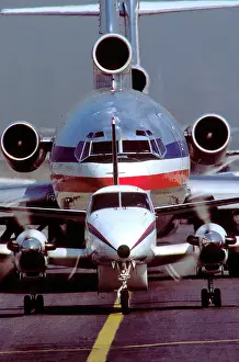 aircraft queue (c) de Malglaive The Flight Collection 020 8652 8888