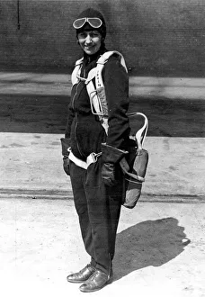 <b class=qtipBold><figcaption>Amy Johnson</figcaption></b><br><em>© Flightglobal</em> Amy Johnson