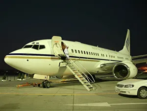 Images Dated 24th November 2005: Boeing BBJ Royal Jet at Dubai