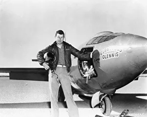 <b class=qtipBold><figcaption>Chuck Yeager with Bell X1</figcaption></b><br>Chuck Yeager with glam glennis Bell XI<br><em>© Flight Global 2009 - All Rights Reserved</em> Chuck Yeager with Bell X1