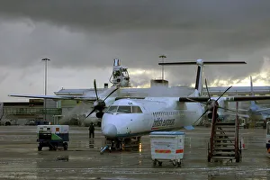 Dash 8 de-ice