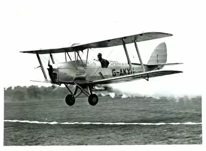 Flight Collection: DH DH82 Tiger Moth, convrted to crop spraying