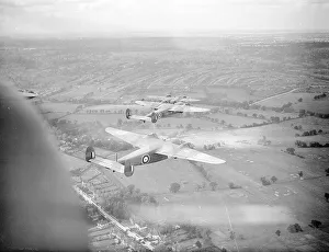 <b class=qtipBold><figcaption>DH95 Flamingo</figcaption></b><br>DH95 Flamingo RAF 24Sqn Hedon 01/10/40<br><em>© Flight Global 2009 - All Rights Reserved</em> DH95 Flamingo