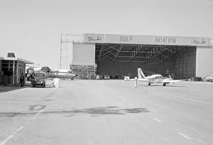 <b class=qtipBold><figcaption>Gulf Aviation in Bahrain</figcaption></b><br>Gulf Aviation Bahrain 1972 (c) Flight The Flight Collection 020 8652 8888<br><em>© Flight Global 2009 - All Rights Reserved</em> Gulf Aviation in Bahrain