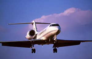 Modern Aircraft Gallery: Gulfstream IV SP