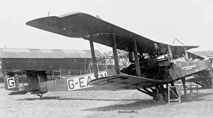<b class=qtipBold><figcaption>Handley Page 0/400</figcaption></b><br>Handley Page, HP, 0/400, G-EATN, 1931, 1930s, Ground, 3/4 Front, Historical, Bomber, Military<br><em>© Flight Global 2009 - All Rights Reserved</em> Handley Page 0/400