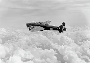 Handley Page, HP, Halifax, Mk1, M7773, RAF, UK, 1942, 1940s, Bomber, A-A, 3/4 Rear, Historical, Military