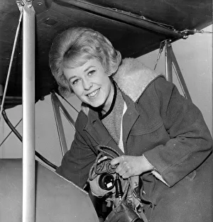 Jill works her way through Flying School