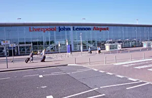 Images Dated 6th January 2006: John Lennon Airport Liverpool - front of terminal building