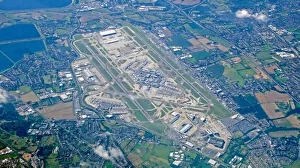 Modern Aircraft Prints: London Heathrow with New Terminal 5 31 July 2007