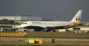 Monarch;A320;British charter airline;slowing down;reverse thrust